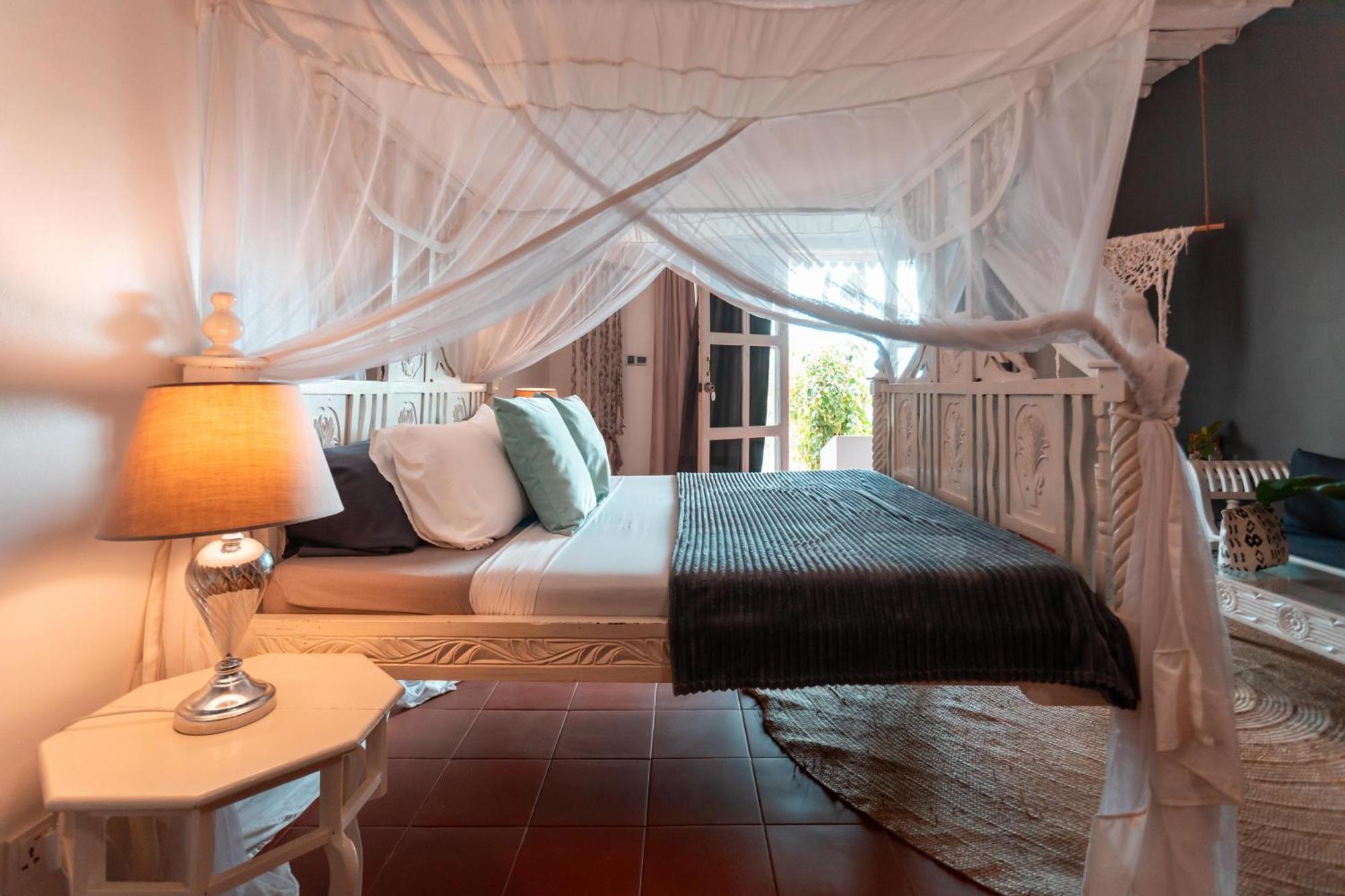 B4 Boutique Hotel Паже Екстериор снимка