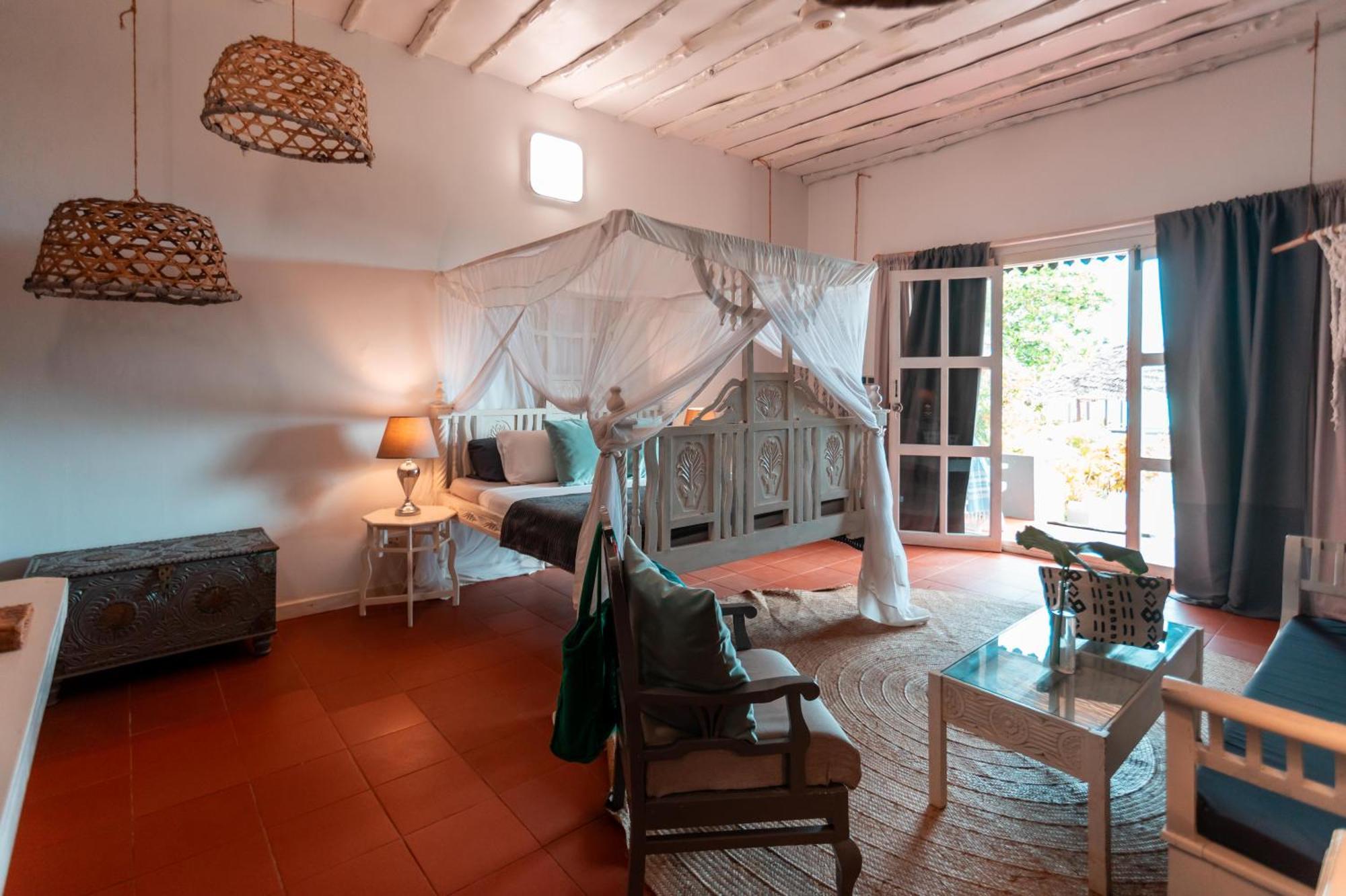 B4 Boutique Hotel Паже Екстериор снимка